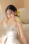 one一个手捂奶图标的app
